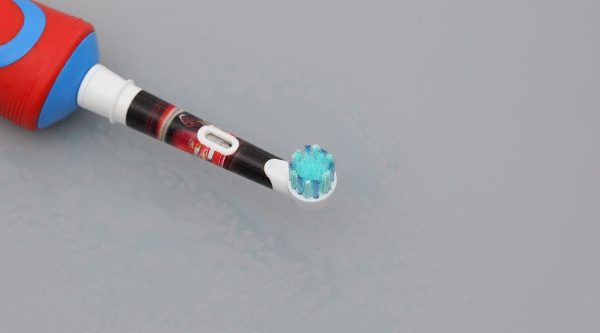 Bàn chải điện trẻ em Oral-B Vitality D12 Stages Power Cars