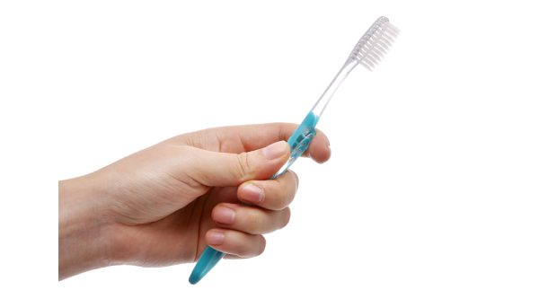 Bàn chải đánh răng Lipzo Ruby Sensi lông chỉ tơ vỉ 1 cây