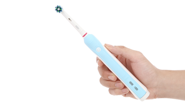 Bàn chải điện Oral-B Pro 500 CrossAction D16.513