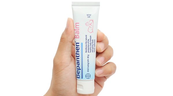 Kem Bepanthen Balm ngừa hăm tã, kích ứng da cho bé tuýp 30g