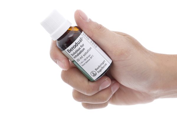 Dung dịch khí dung Berodual trị bệnh tắc nghẽn phổi mãn tính chai 20ml