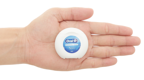 Chỉ nha khoa Oral-B Essential Floss cuộn 50m