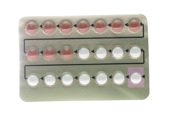 Cyclo - Progynova trị thiếu estrogen do mãn kinh (1 vỉ x 21 viên)