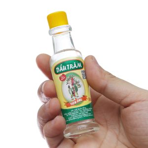 Dầu tràm Tiên Ông làm dịu da, giữ ấm cơ thể chai 10ml
