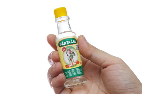 Dầu tràm Tiên Ông làm dịu da, giữ ấm cơ thể chai 10ml