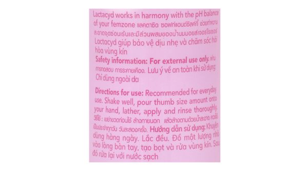 Dung dịch vệ sinh phụ nữ Lactacyd Soft & Silky giữ ẩm chai 250ml