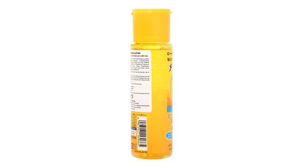 Dung dịch Melano CC Whitening Lotion giúp dưỡng sáng da, mờ thâm nám chai 170ml