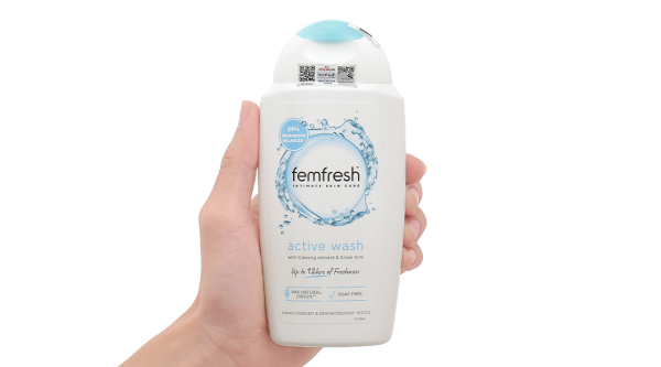 Dung dịch vệ sinh phụ nữ Femfresh Active Wash làm sạch, kháng viêm chai 250ml