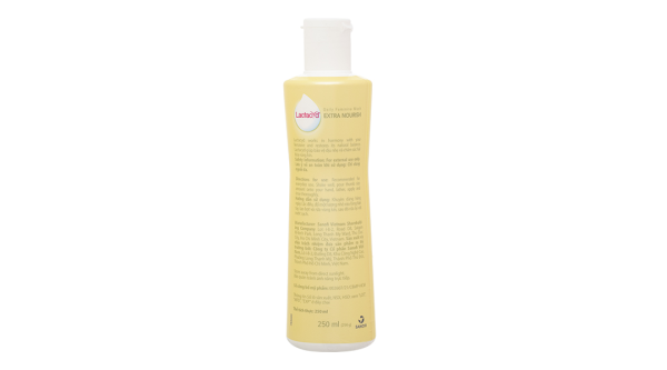 Dung dịch vệ sinh phụ nữ Lactacyd Extra Nourish hương dịu nhẹ chai 250ml