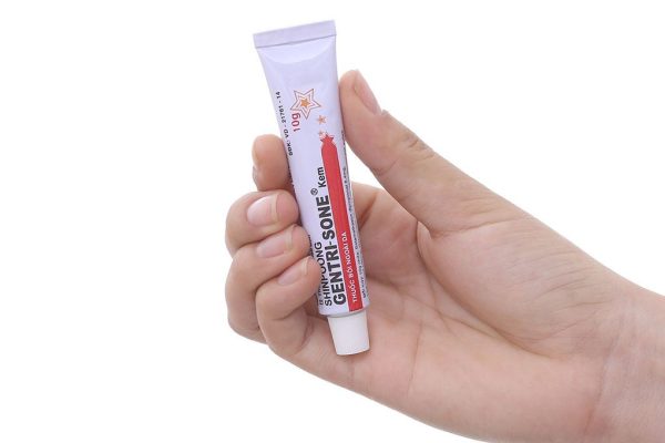 Kem bôi Shinpoong Gentri-Sone trị viêm da tuýp 10g