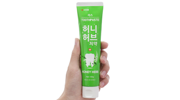 Kem đánh răng Lath Honey Herb giúp răng chắc khỏe, hơi thở thơm mát tuýp 150g