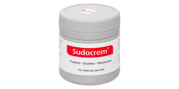 Kem Sudocrem giúp bảo vệ da, chống hăm tã cho bé hũ 60g