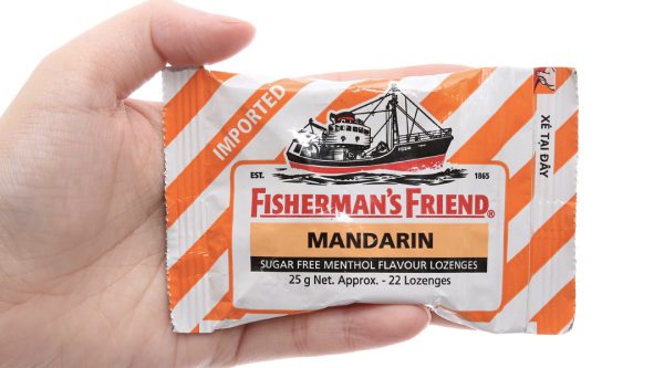 Kẹo cay Con Tàu Fisherman's Friend không đường vị quýt và menthol gói 25g
