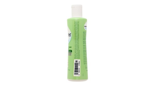 Sữa tắm gội Lactacyd Baby Extra Milky bảo vệ da và tóc cho bé chai 250ml