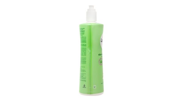 Sữa tắm gội Lactacyd Baby Extra Milky bảo vệ da và tóc cho bé chai 500ml