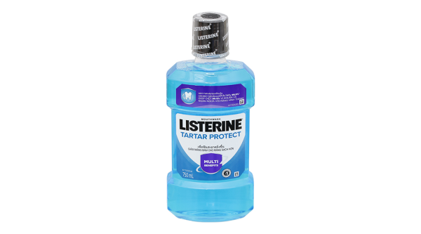 Nước súc miệng Listerine Tartar Protection ngừa mảng bám chai 750ml