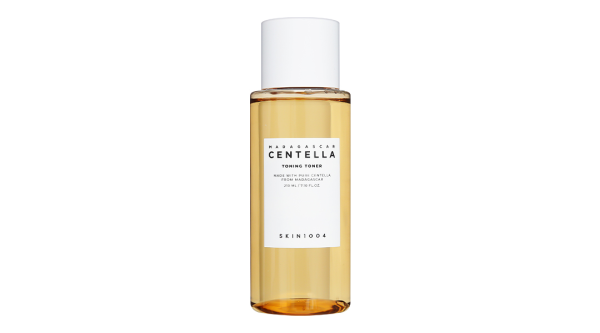 Toner Skin1004 Madagascar Centella Toning dưỡng ẩm cho da chai 210ml