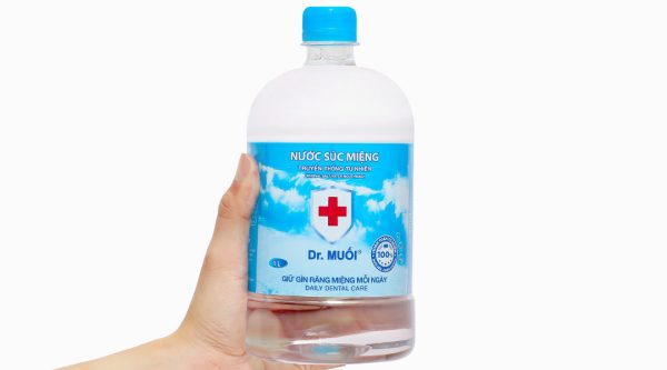 Nước súc miệng Dr. Muối ngừa vi khuẩn, giảm mùi hôi miệng chai 1000ml