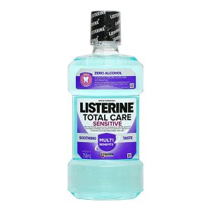 Nước súc miệng Listerine Total Care Sensitive hơi thở thơm mát chai 750ml
