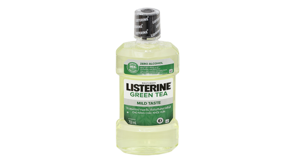 Nước súc miệng Listerine Trà Xanh ngăn ngừa sâu răng chai 750ml