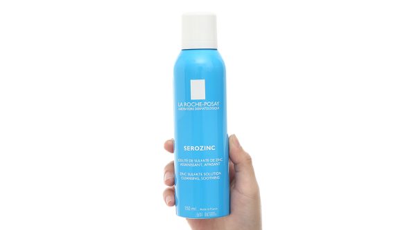 Nước xịt khoáng La Roche-Posay SerozinC giảm nhờn cho da dầu mụn chai 150ml