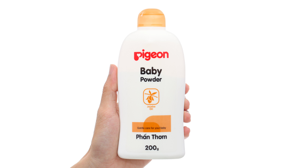 Phấn thơm Pigeon Baby Powder bảo vệ làn da bé khỏi ngứa và mẩn đỏ chai 200g