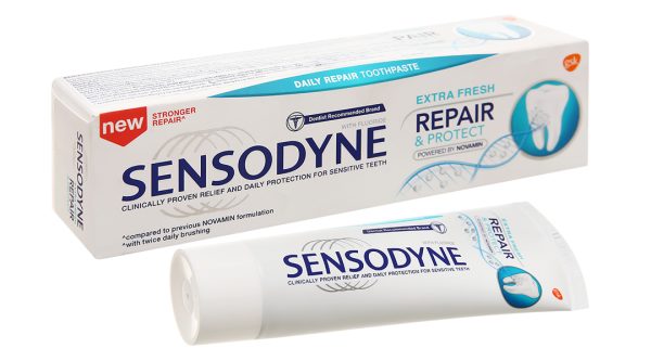 Kem đánh răng Sensodyne Repair & Protect Deep Repair Whitening tuýp 100g