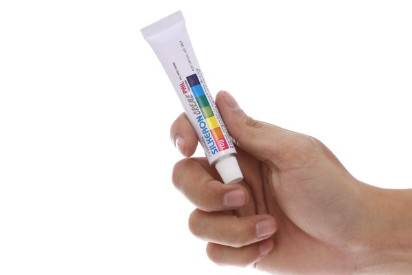 Silkeron Creme trị bệnh ở da do dị ứng, viêm da do bội nhiễm tuýp 10g