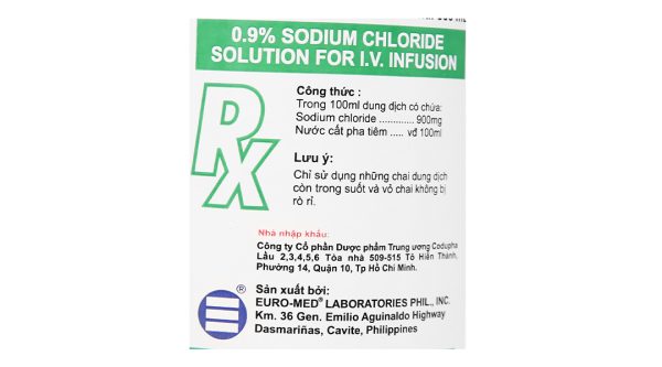 Dịch truyền 0.9% Sodium Chloride Solution Euro-Med bổ sung muối, nước chai 500ml