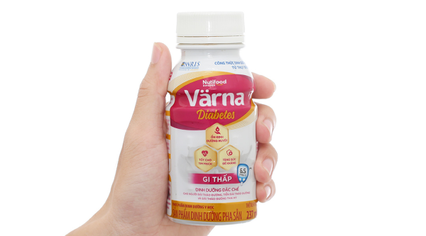 Sữa bột pha sẵn Nutifood Varna Diabetes dành cho người đái tháo đường (6 chai x 237ml)