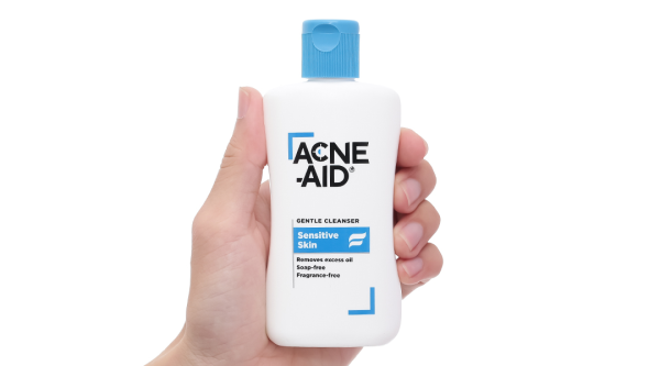 Sữa rửa mặt Acne- Aid Gentle Cleanser làm sạch cho da mụn, nhạy cảm chai 100ml