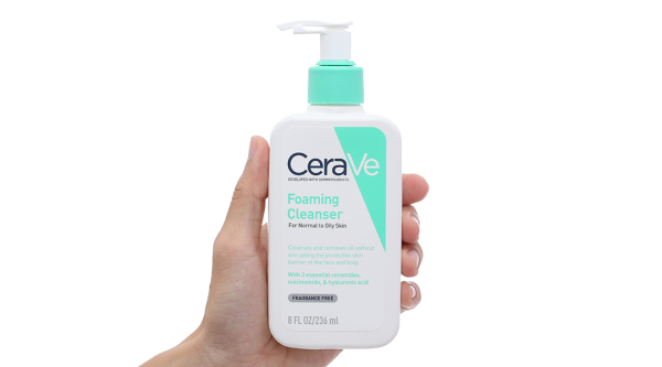 Sữa rửa mặt CeraVe Foaming Cleanser làm sạch sâu cho da dầu chai 236ml