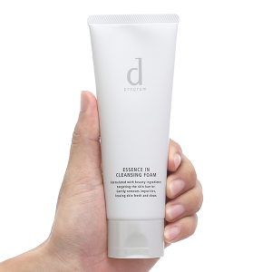Sữa rửa mặt D Program tạo bọt giúp làm sạch sâu, cấp ẩm cho da tuýp 120g