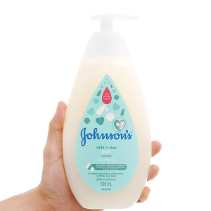 Sữa tắm Johnson's Baby milk & rice nhẹ dịu cho da bé chai 500ml