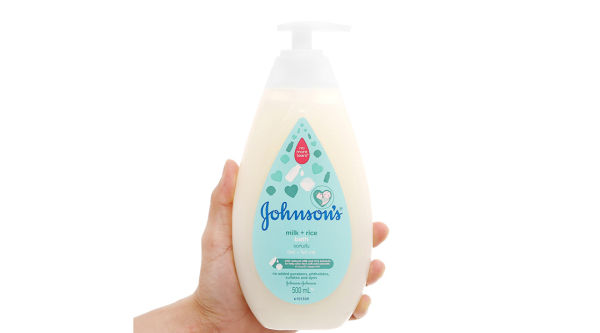 Sữa tắm Johnson's Baby milk & rice nhẹ dịu cho da bé chai 500ml