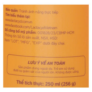 Sữa tắm gội Lactacyd Baby Active Play giúp dưỡng ẩm, giảm kích ứng cho da bé chai 250ml