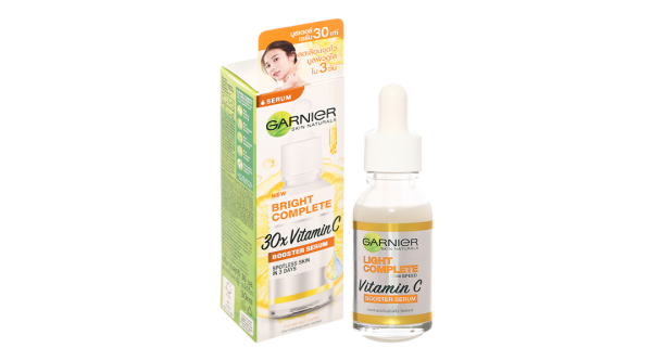 Serum Garnier Light Complete Vitamin C tăng cường trắng da, mờ thâm lọ 30ml
